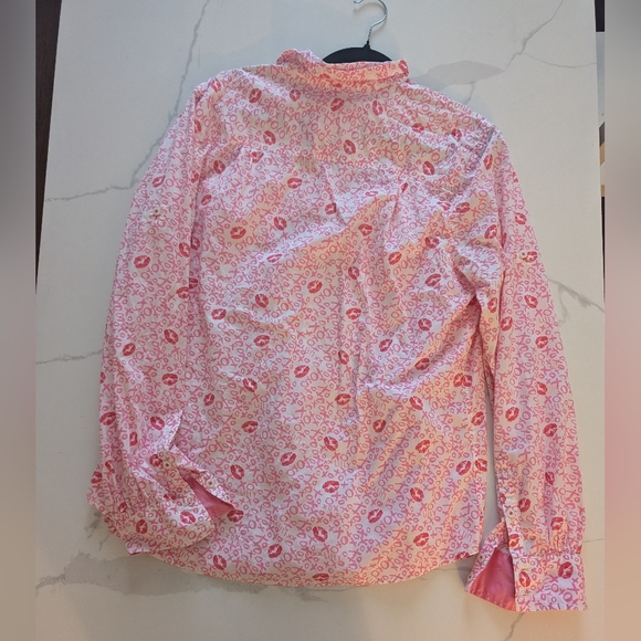 ❤️ Lilly Pulitzer kisses button down shirt xl - Picture 2 of 5